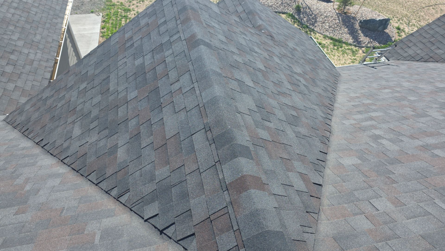 Flat vs Pitched Roofs in Wyoming